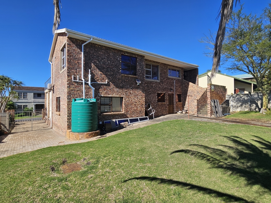 3 Bedroom Property for Sale in Wavecrest Eastern Cape